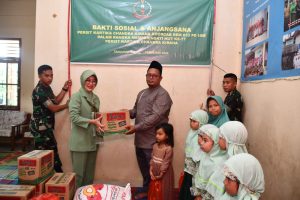 Persit KCK Koorcab Rem 033 Laksanakan Bakti Sosial