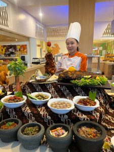 Buka Puasa di Harris Ressort Barelang Beli 10 Gratis 5