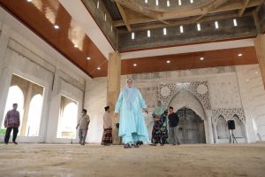  Marlin Bahagia, Masjid Raja Hamidah yang Ia Bangun Nampak Elok Berdiri 