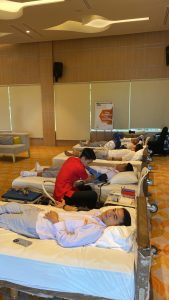Memperingati hari Palang Merah Sedunia HARRIS Resort Barelang Batam gelar Donor Darah.