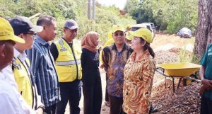 Kunjungan Daerah Pemilihan Pemilihan, Anggota DPRI Cen Sui Lan Tinjau Pembangunan Jalan di Lingga