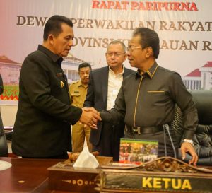  DPRD Kepri Dengarkan Jawaban Gubernur Kepri