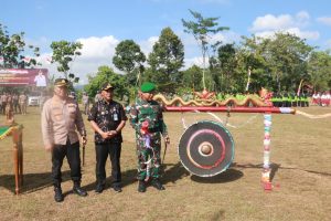 Penutupan TMMD Sengkuyung Tahap – I Dengan Ditandai  Pemukulan Goong Oelh Dandim 0718/Pati