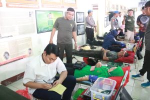 Antusias Pendonor Darah dalam rangka  HUT ke 78 RI memenuhi gedung Juang 45 Kabupaten Pati