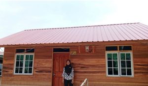 Delapan KK di Desa Pulau Bukit Lingga Terima Bantuan Bedah Rumah dari Aspirasi Cen Sui Lan