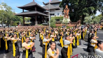 Menteri PPPA rayakan Hari Tari Sedunia bersama seribuan penari Bali