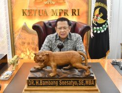 Ketua MPR minta Polri beri tenggat waktu bagi warga untuk buat SIM C1