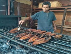 Ikan Asap dan Madu, Pesona Kuliner Laut dan Hasil Alam yang Wajib Dibawa Pulang dari Natuna