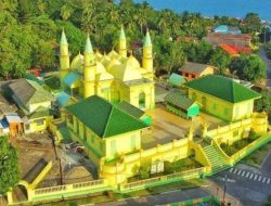 Menyusuri Tempat Ibadah Bersejarah di Kepri