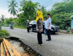 Tinjau Langsung Rumah Penerima RTLH di Kampung Air Raya, Cen Sui Lan Pastikan Bantuan Tepat Sasaran