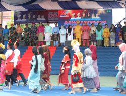 Masyarakat Batam Antusias Ikuti Pawai Budaya, Meriahkan Hari Jadi Batam ke-195