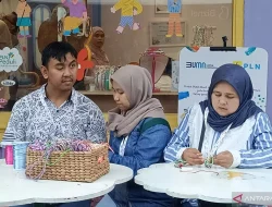 PLN Bantu UMKM Pemberdaya Disabilitas di Bandung Perkuat Lini Bisnis