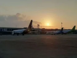 Pesawat Rute Jakarta-Batam Mendarat Darurat di Bandara SMB Palembang