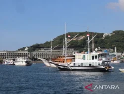 KSOP Labuan Bajo Imbau Kapal Wisata Waspadai Gelombang Tinggi