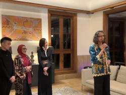 Australia Fasilitasi Tiga Desainer RI Berbagi Ilmu Batik di Melbourne