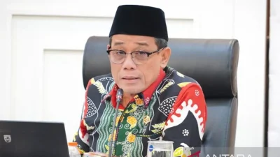Benteng Terakhir Keluarga: Harapan yang Tumbuh di Tengah Ancaman Moral
