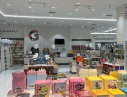 Tempat Liburan di Batam yang Penuh Makna, Gramedia Happy Family Colouring