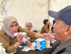 Aplikasi Cek Kesehatan Gratis Hadir di Pelosok Bandung, Warga Senang Bisa Periksa Tanpa Biaya