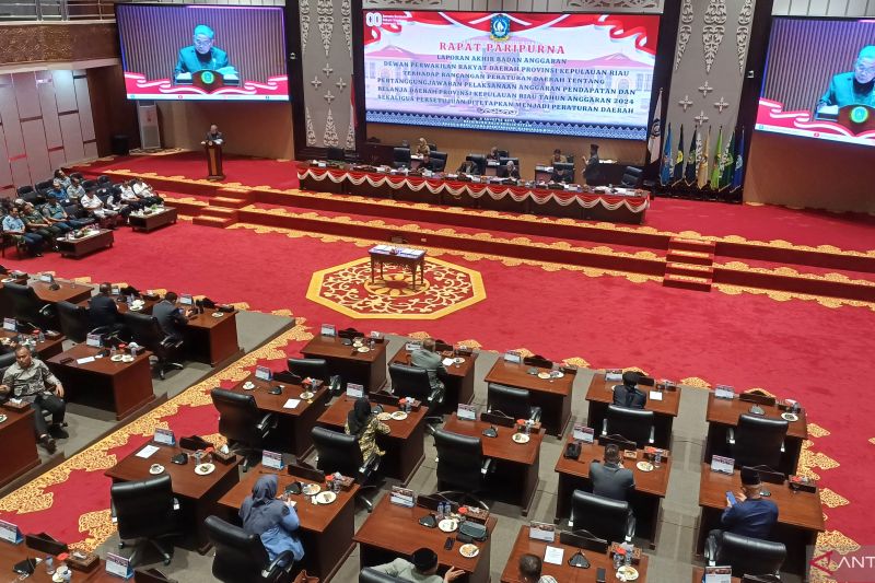 APBD Perubahan Kepri 2025 disepakati senilai Rp3,933 triliun. Sinergi DPRD dan Pemprov Kepri diharapkan memperkuat pembangunan serta meningkatkan kesejahteraan masyarakat.