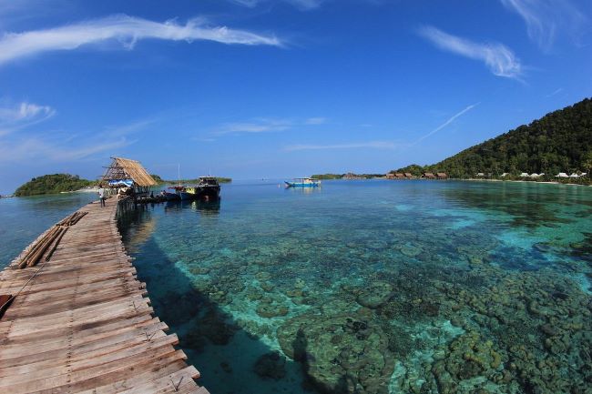 Pariwisata Kepri digenjot dengan peningkatan pelayanan di pintu masuk wisatawan untuk menjaga kunjungan di tengah tekanan geopolitik global.