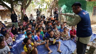 Telkom Indonesia Salurkan Bantuan dan Trauma Healing untuk Korban Banjir Aceh Tamiang