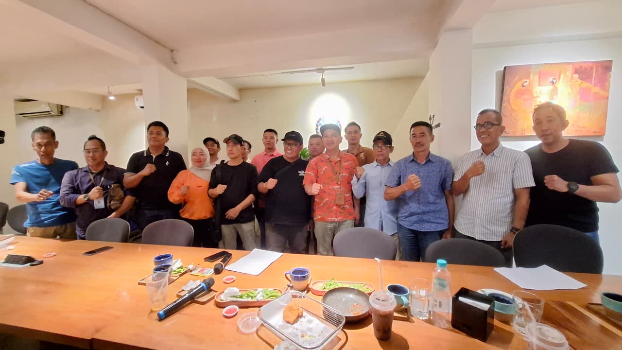 HPI Batam bergerak cepat menindak dugaan pelanggaran kode etik pramuwisata. Oknum anggota dinonaktifkan sementara demi menjaga profesionalisme dan citra pariwisata Batam.