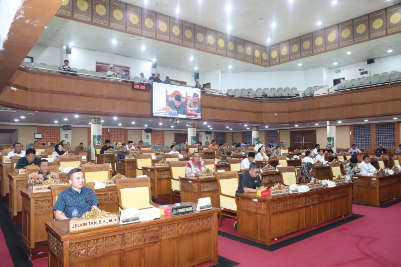 DPRD Kota Batam sampaikan Pokok-Pokok Pikiran DPRD dalam rapat paripurna sebagai dasar perencanaan pembangunan Kota Batam Tahun 2027.