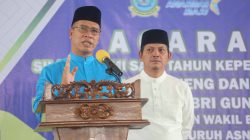 Bupati Anambas Aneng didampingi Wakil Bupati Raja Bayu saat sambutan Peringati Satu Tahun Kepemimpinan di Masjid Agung Baitul Makmur Tarempa