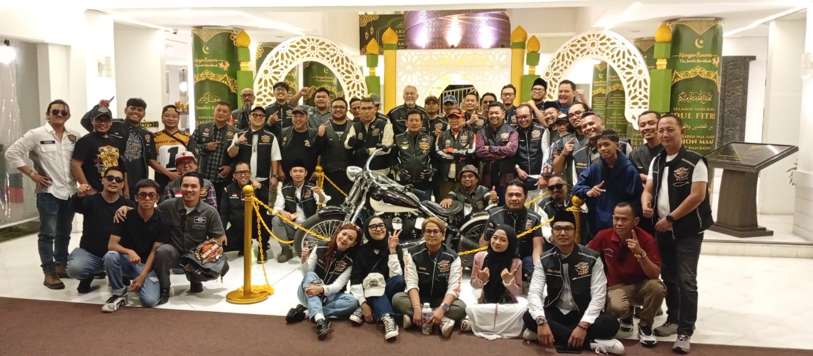 HDCI Kepri gelar buka puasa bersama di Nongsa Point Marina Batam, membagikan helm kepada pengendara dan memberikan santunan Rp20 juta kepada anak yatim.