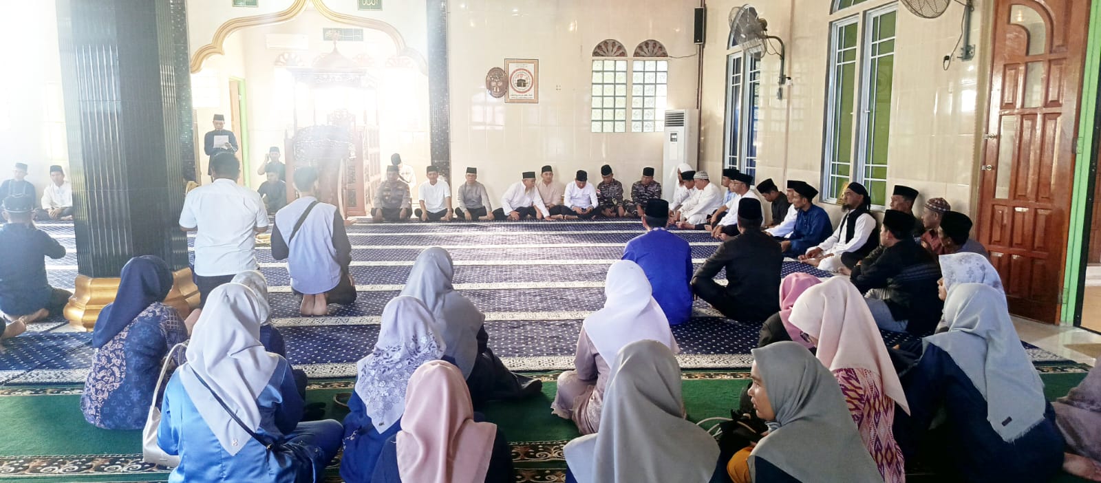 Safari Ramadhan ke 10 Bupati Anambas Aneng -Raja Bayu berserta Rombongan di Desa Kuala Maras