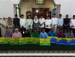 Akrab dengan Warga, Cen Sui Lan Pimpin Safari Ramadan di Pulau Tiga