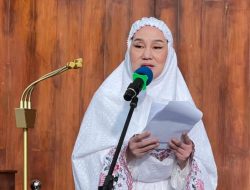 Perkuat Kebersamaan, Bupati Cen Sui Lan Salat Idulfitri 1447 H Bersama Ribuan Warga di Masjid Agung Baitul Izzah