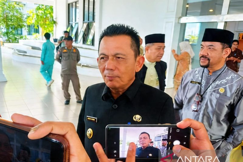 Benteng budaya Melayu Kepri terus diperkuat Pemprov Kepri melalui kebijakan strategis, termasuk pembentukan Dewan Kebudayaan dan pemajuan nilai-nilai adat di tengah arus globalisasi.