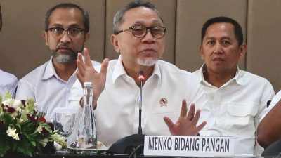 SPPG Makan Bergizi Gratis diminta menyerap bahan pangan dari desa. Zulhas menegaskan langkah ini untuk memperkuat ekonomi lokal dan ketahanan pangan nasional.