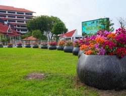 Mempercantik Kota Tanpa Bebani Negara, Ini Cerita di Balik Pot Bougenville Batam