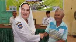 Bupati Cen Sui Lan Luncurkan Bantuan Pangan Tahap II, Targetkan Pembangunan Gudang Bulog di Wilayah Kepulauan