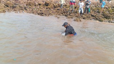 Sinergi Polsek Bengkong dan Nelayan Temukan Remaja yang Tenggelam di Tanjung Buntung