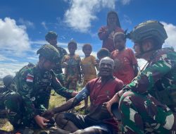 Langkah Sunyi di Nume: Saat TNI Mengobati Luka, Melampaui Sekadar Penjaga Batas