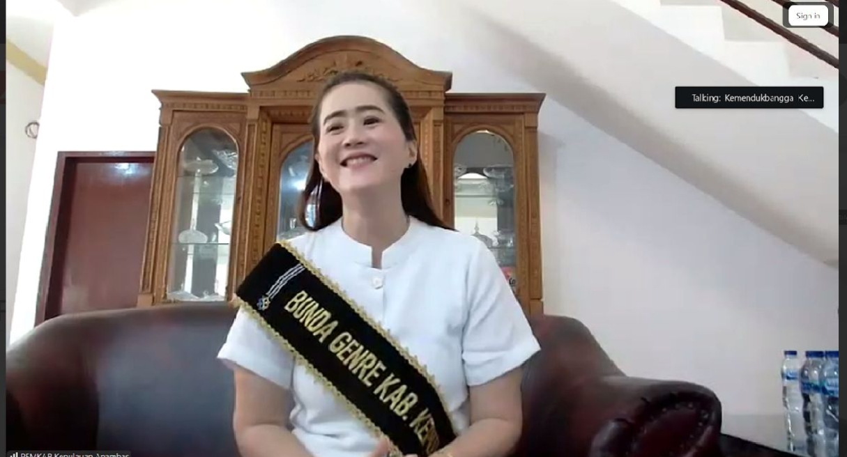 Ny. Sinta Aneng (f-istimewa) Diskominfo KKA