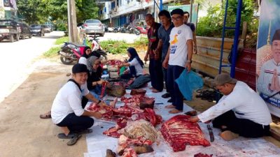 Komunitas Jurnalis Kepri Potong Hewan Kurban, Doakan Amsakar Achmad Raih Haji Mabrur