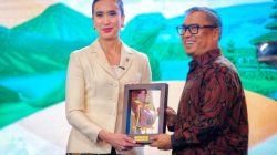 Kepri pacu cross border tourism melalui penguatan infrastruktur dan pariwisata bahari. Wagub Nyanyang dorong Kepri jadi gerbang utama wisata ASEAN.