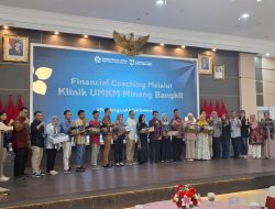 Dukung UMKM Minang Bangkit, Pegadaian Salurkan Bantuan Alat Produksi dan Literasi Keuangan di Padang