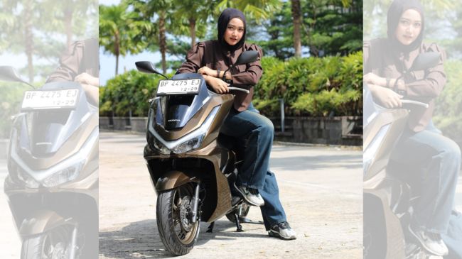 Honda PCX160 hadir dengan program hemat di Batam, Bintan, dan Karimun. Skutik premium ini menawarkan fitur modern, mesin 160cc, serta teknologi canggih untuk mobilitas tinggi.