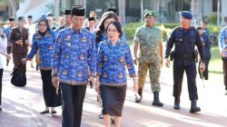 Wali Kota Batam Amsakar Achmad memimpin upacara Harkitnas ke-118 dan mengajak masyarakat menjaga generasi muda serta memperkuat literasi digital.