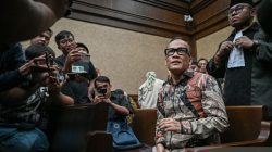 Kasus sertifikat K3 memasuki tahap pleidoi. Eks Wamenaker Noel akan membacakan pembelaan setelah dituntut 5 tahun penjara terkait dugaan pemerasan dan gratifikasi.