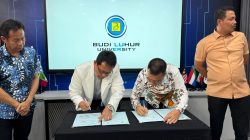 Bupati Anambas Aneng saat lakukan penandatanganan MOU dengan Universitas Budi Luhur di Jakarta