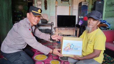 Polsek Jemaja Salurkan Bantuan Sosial kepada Warga, Sambut HUT Bhayangkara ke-80