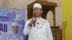 Ustadz Das'ad Latif saat berikan ceramah Tabligh Akbar Peringati HUT Anambas Ke 18 di Masjid Agung Baitul Makmur Tarempa