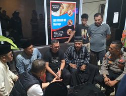 Dipicu Isu Prostitusi dan Sikap Arogan Pengelola, Ratusan Warga Cikitsu Geruduk Penginapan RedDoorz