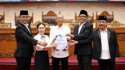 APBD Batam 2025 mencatat surplus Rp137,91 miliar. Pemko Batam kembali meraih opini WTP ke-14 berturut-turut dengan total aset mencapai Rp11,23 triliun.